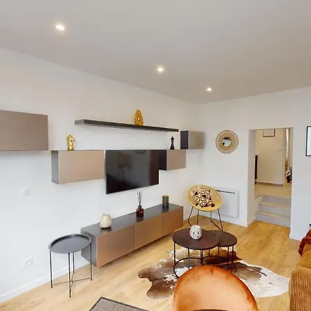 Apartment La Comtesse De Montespan